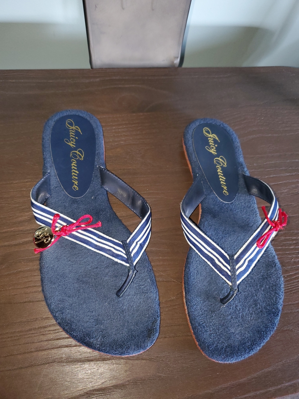 Juicy Couture Navy Blue Striped Flip Flop Sandals with Red Bow & Gold Charm
